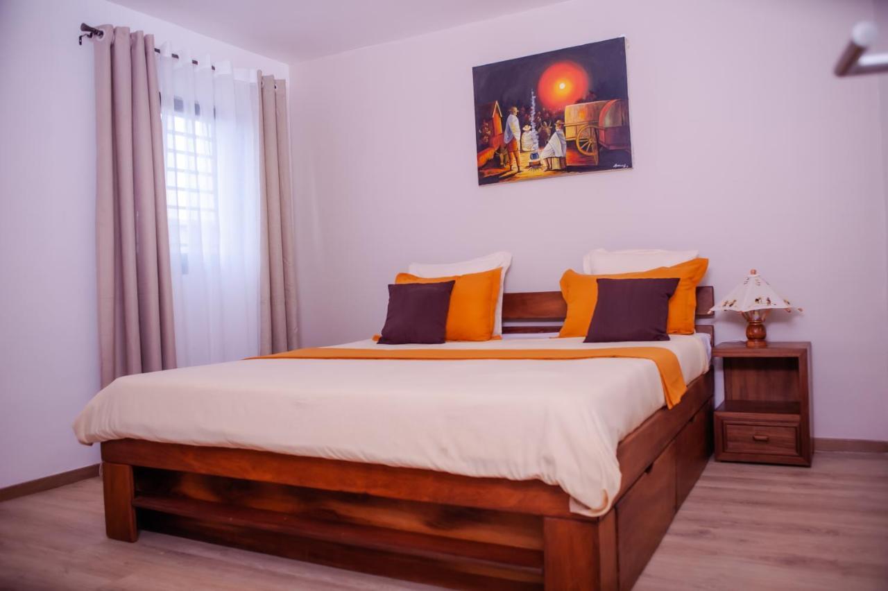 Ampifitia Guest House Antananarivo Bagian luar foto