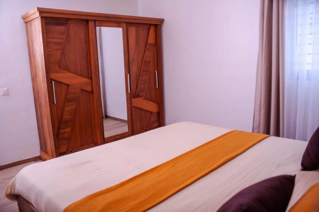 Ampifitia Guest House Antananarivo Bagian luar foto